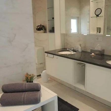 1-bedroom Semesterbostad